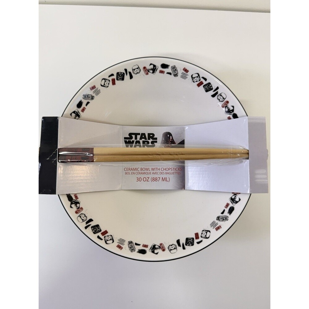 Star Wars Ceramic Bowl With Chopsticks 30 Oz Darth Vader Yoda Stormtrooper New